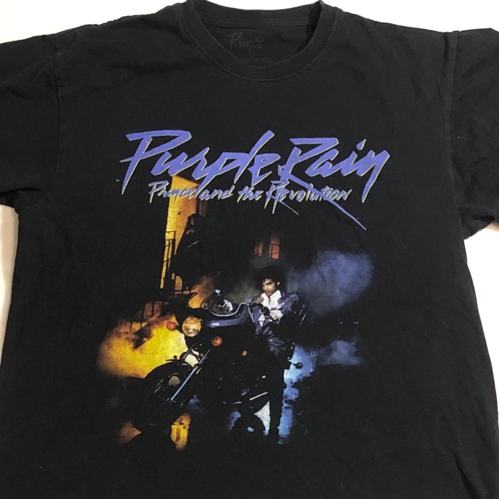 graphic-t